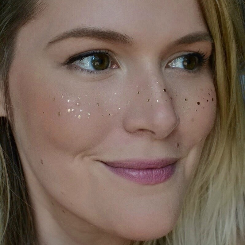 Metallic gold face freckle temporary Flash Tattoo